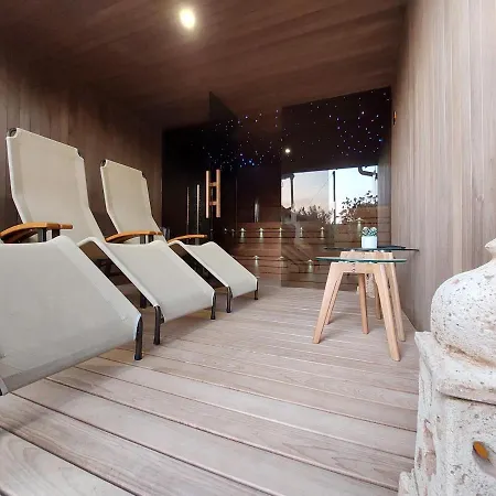 Erzsebet Vendeghaz Csesztreg